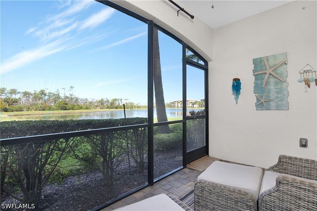 9719 Acqua CT 214, Naples, FL 34113