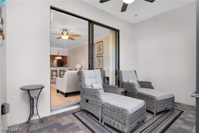 9719 Acqua CT 214, Naples, FL 34113