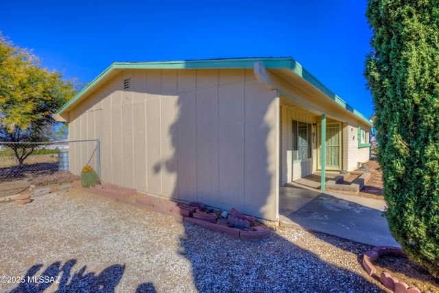 150 W CN Rock Street, Corona De Tucson, AZ 85641