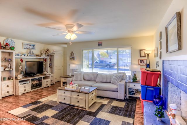 150 W CN Rock Street, Corona De Tucson, AZ 85641