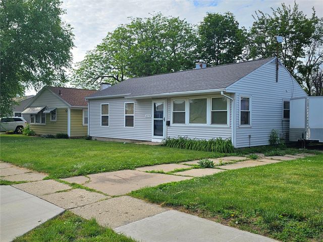 2470 Third Avenue, Marion, IA 52302