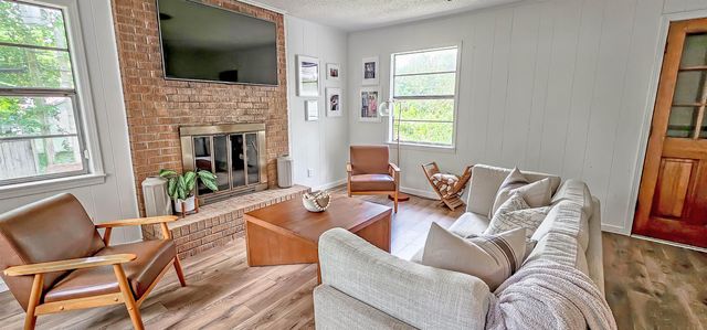 41 W BENDEL CIR, Memphis, TN 38117