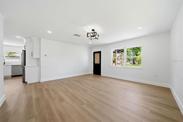 7101 62 WAY N, Pinellas Park, FL 33781