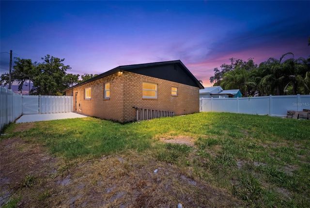 7101 62 WAY N, Pinellas Park, FL 33781