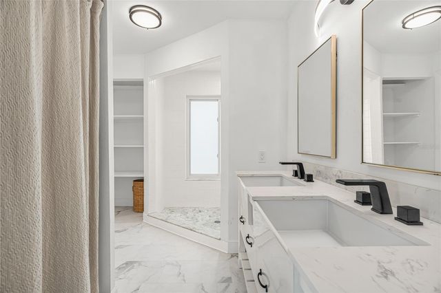 2600 PALMETTO STREET, Nokomis, FL 34275