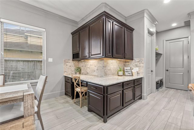 1805 Sterling Creek Drive, Friendswood, TX 77546