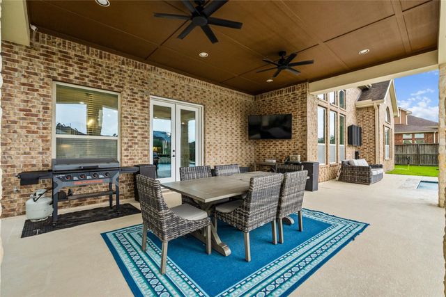 1805 Sterling Creek Drive, Friendswood, TX 77546