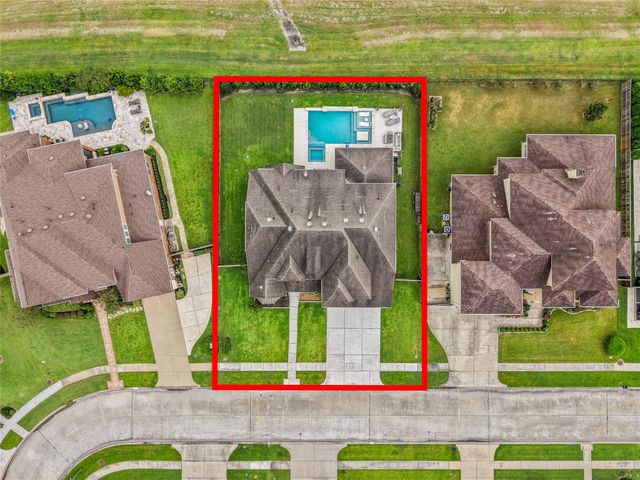 1805 Sterling Creek Drive, Friendswood, TX 77546