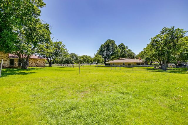 1804 Impala Drive, Crowley, TX 76036