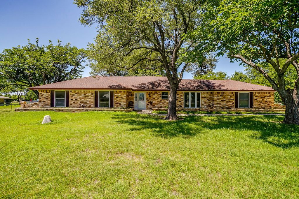1804 Impala Drive, Crowley, TX 76036