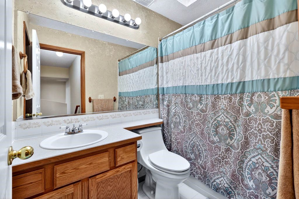 9920 N Parkside Dr, Nine Mile Falls, WA 99026 photo 3