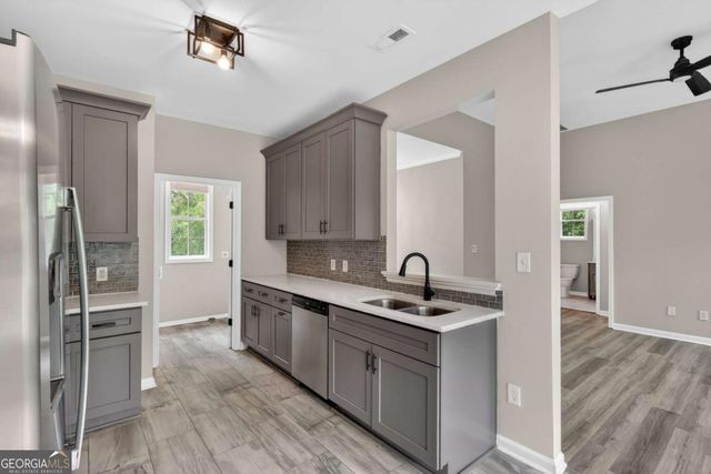 109 Arlington Court, Newnan, GA 30263