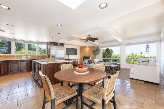3913 Ventura Canyon, Sherman Oaks, CA 91423