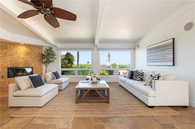 3913 Ventura Canyon, Sherman Oaks, CA 91423