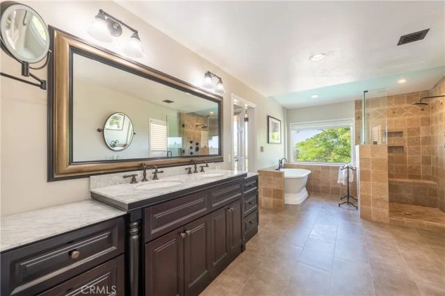 3913 Ventura Canyon, Sherman Oaks, CA 91423