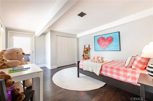 3913 Ventura Canyon, Sherman Oaks, CA 91423