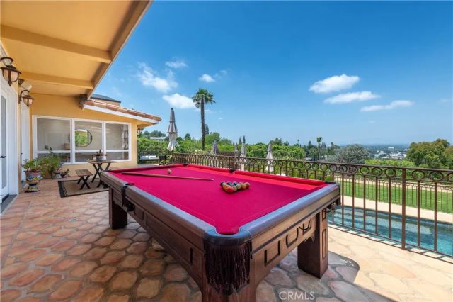3913 Ventura Canyon, Sherman Oaks, CA 91423
