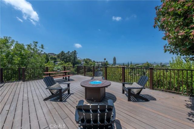 3913 Ventura Canyon, Sherman Oaks, CA 91423