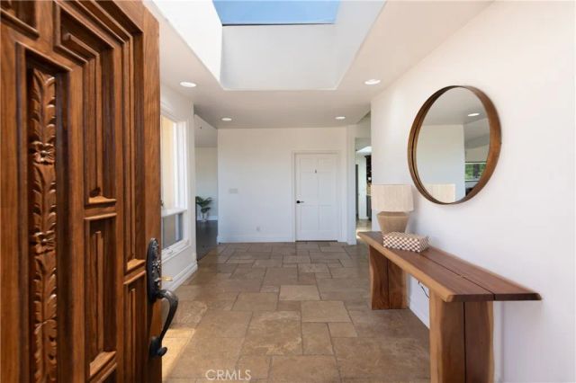 3913 Ventura Canyon, Sherman Oaks, CA 91423