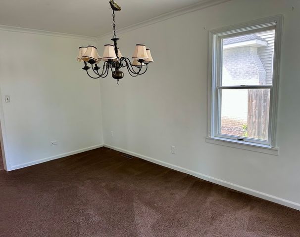 532 S Main Street, Naperville, IL 60540
