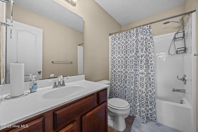 307 Glen Cannon Drive, Jacksonville, NC 28546