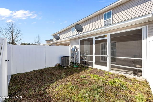 307 Glen Cannon Drive, Jacksonville, NC 28546