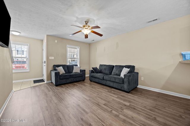 307 Glen Cannon Drive, Jacksonville, NC 28546