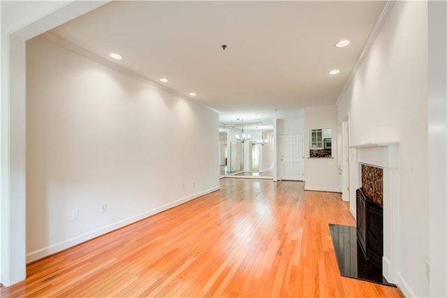2865 Lenox Road NE 102, Atlanta, GA 30324
