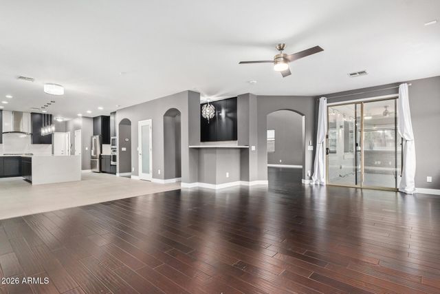 23111 N 40TH Way, Phoenix, AZ 85050