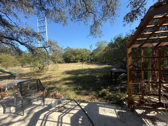 405 Fox Hall, Castle Hills, TX 78213