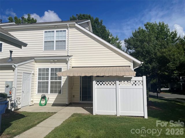 1158 Hammond Drive, Matthews, NC 28104