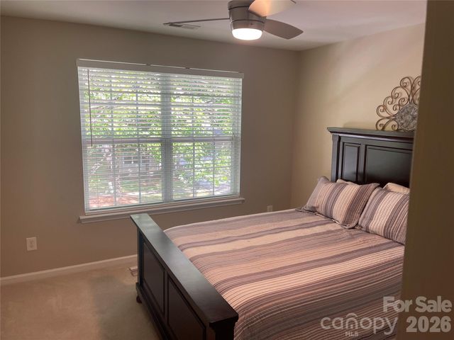 1158 Hammond Drive, Matthews, NC 28104