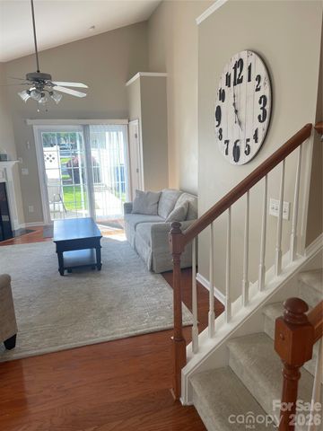 1158 Hammond Drive, Matthews, NC 28104