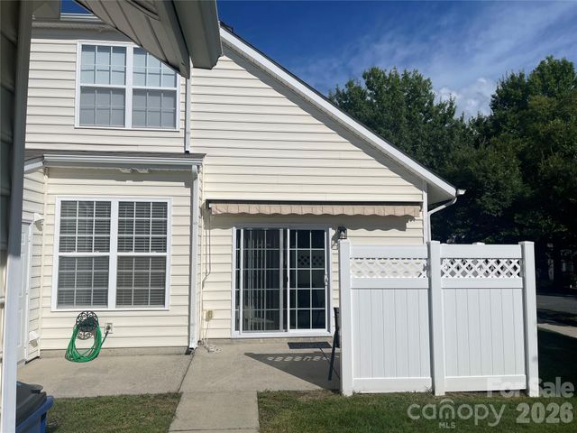 1158 Hammond Drive, Matthews, NC 28104