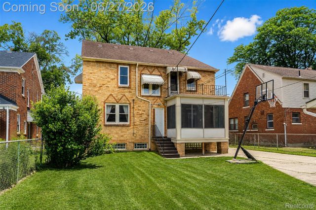 15080 Artesian Street, Detroit, MI 48223