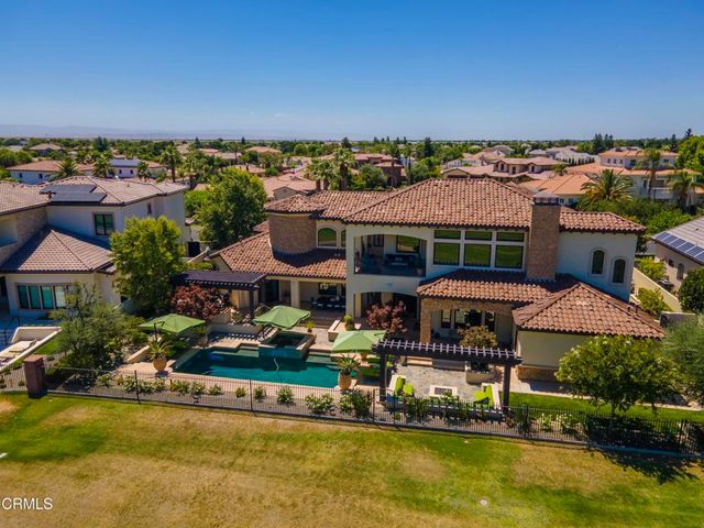 2508 Brighton Park, Bakersfield, CA 93311