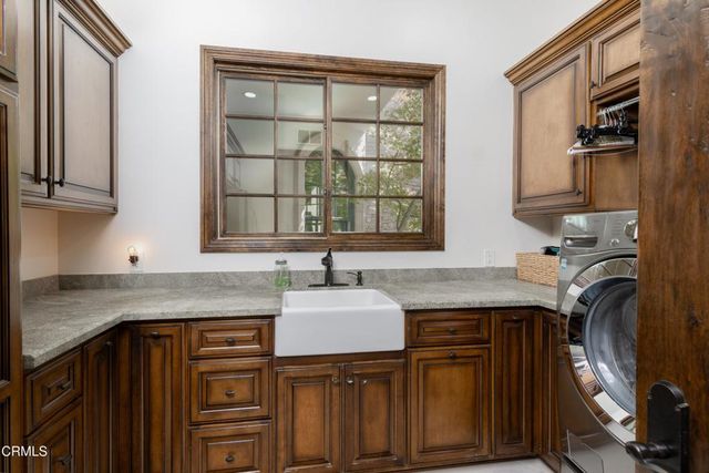 2508 Brighton Park, Bakersfield, CA 93311