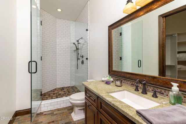 2508 Brighton Park, Bakersfield, CA 93311