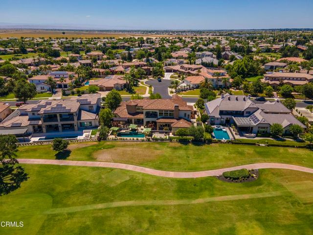 2508 Brighton Park, Bakersfield, CA 93311