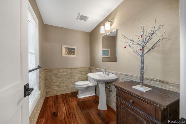 4190 AQUARINA Street, Waterford Charter Township, MI 48329