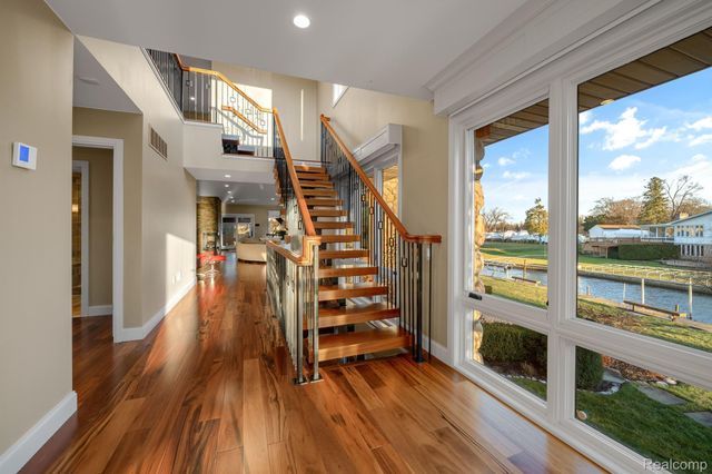 4190 AQUARINA Street, Waterford Charter Township, MI 48329