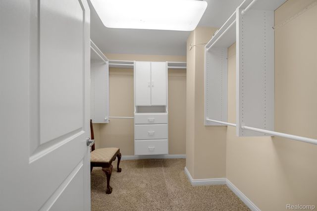 4190 AQUARINA Street, Waterford Charter Township, MI 48329