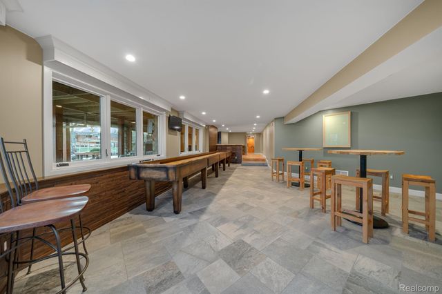 4190 AQUARINA Street, Waterford Charter Township, MI 48329