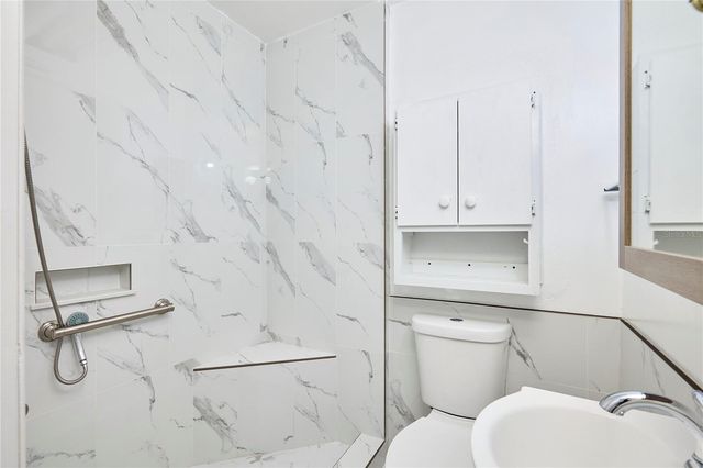 214 W ELM STREET, Tampa, FL 33604