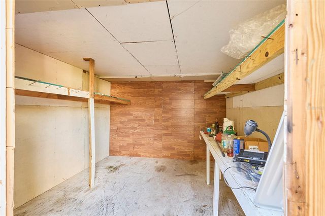 214 W ELM STREET, Tampa, FL 33604