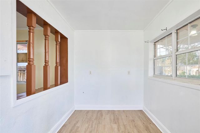 214 W ELM STREET, Tampa, FL 33604