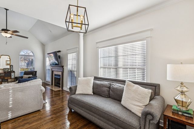 7995 Boone Trce, Nashville, TN 37221