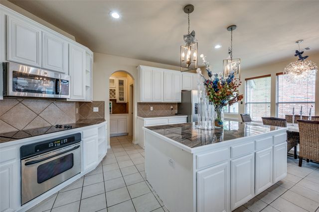 9617 Peach Tree Lane, Rowlett, TX 75089