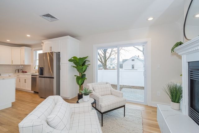 2 Yuba Pl 2, Natick, MA 01760