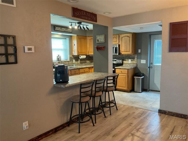 304 STATE AVE, Pocahontas, IL 62275